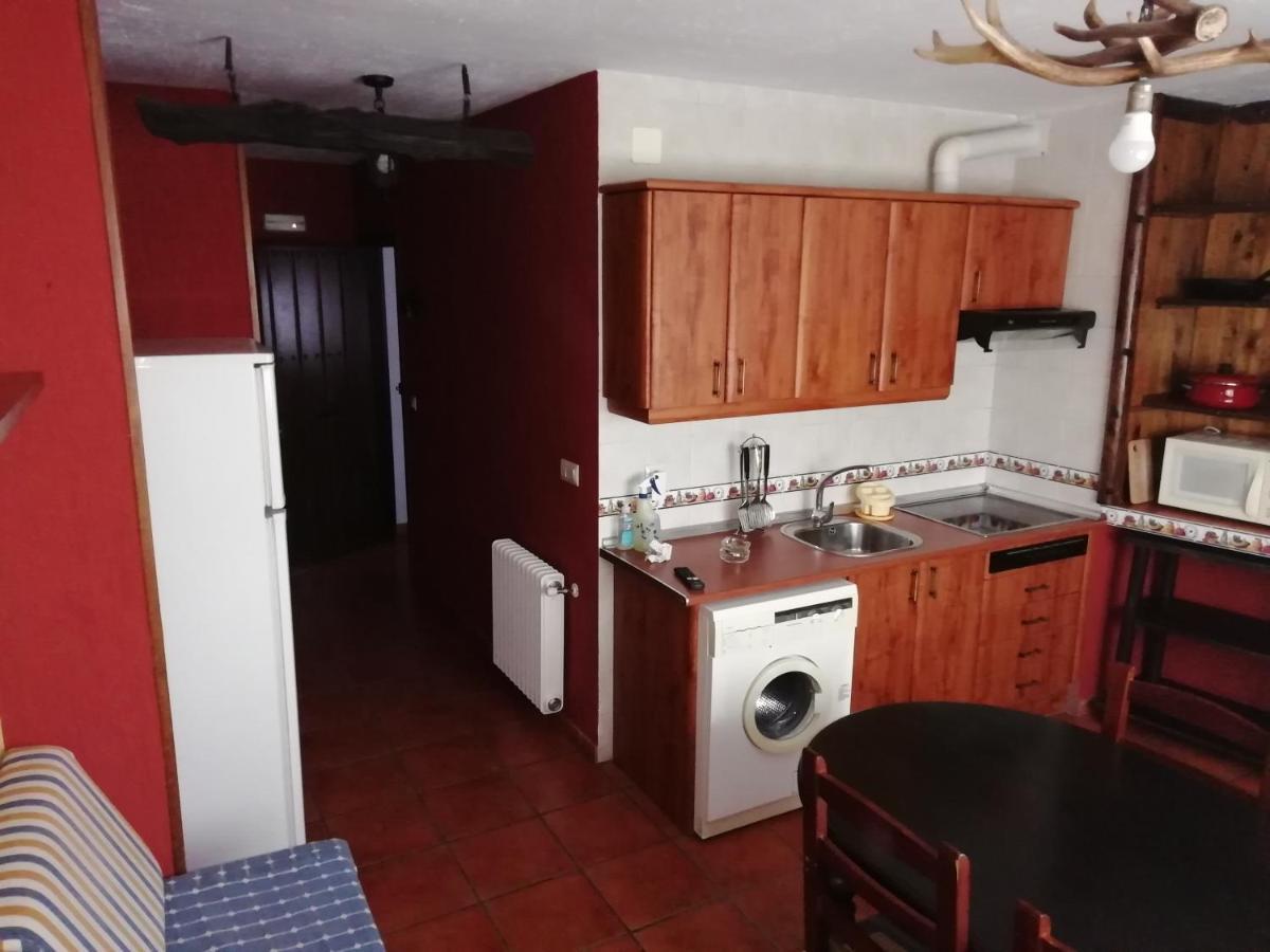Fuente Del Gamellon Guest House Buenache de la Sierra Екстериор снимка
