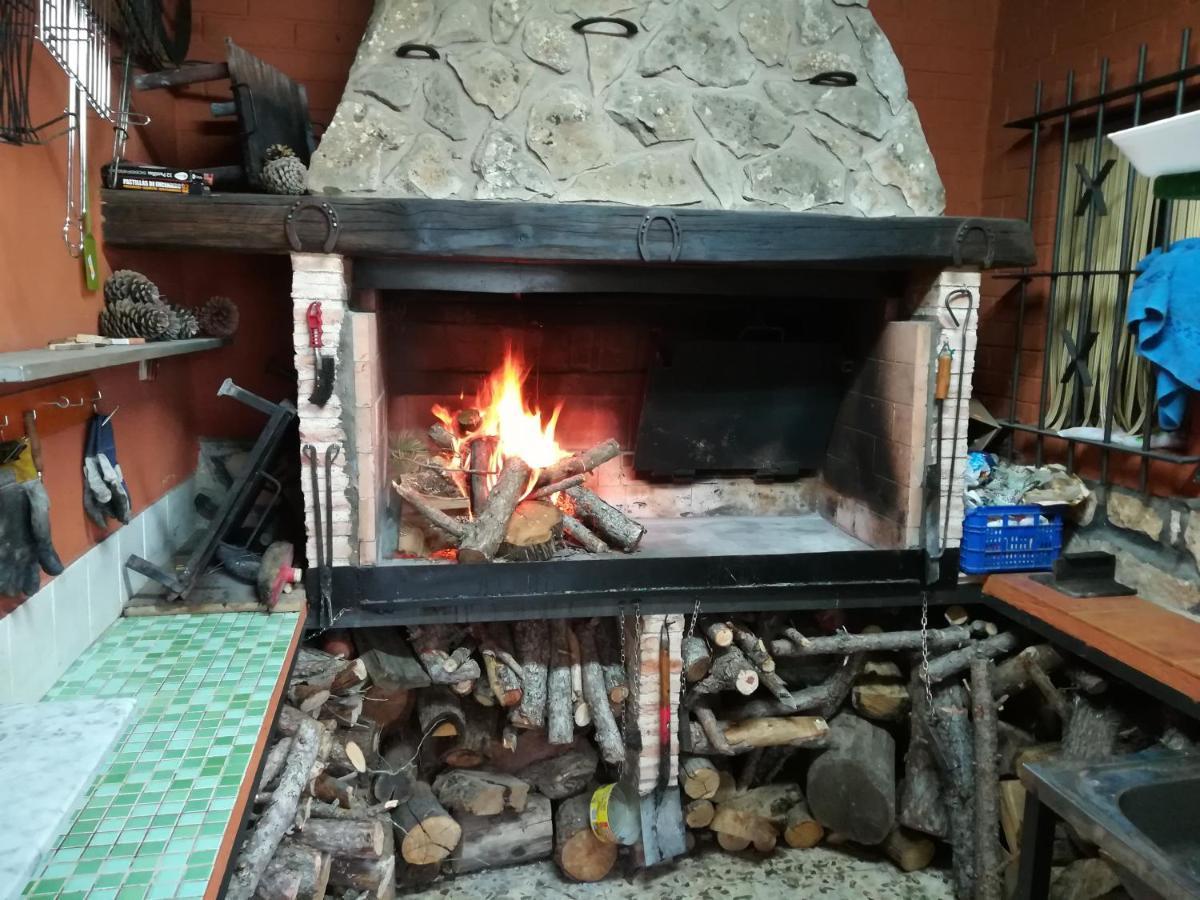 Fuente Del Gamellon Guest House Buenache de la Sierra Екстериор снимка