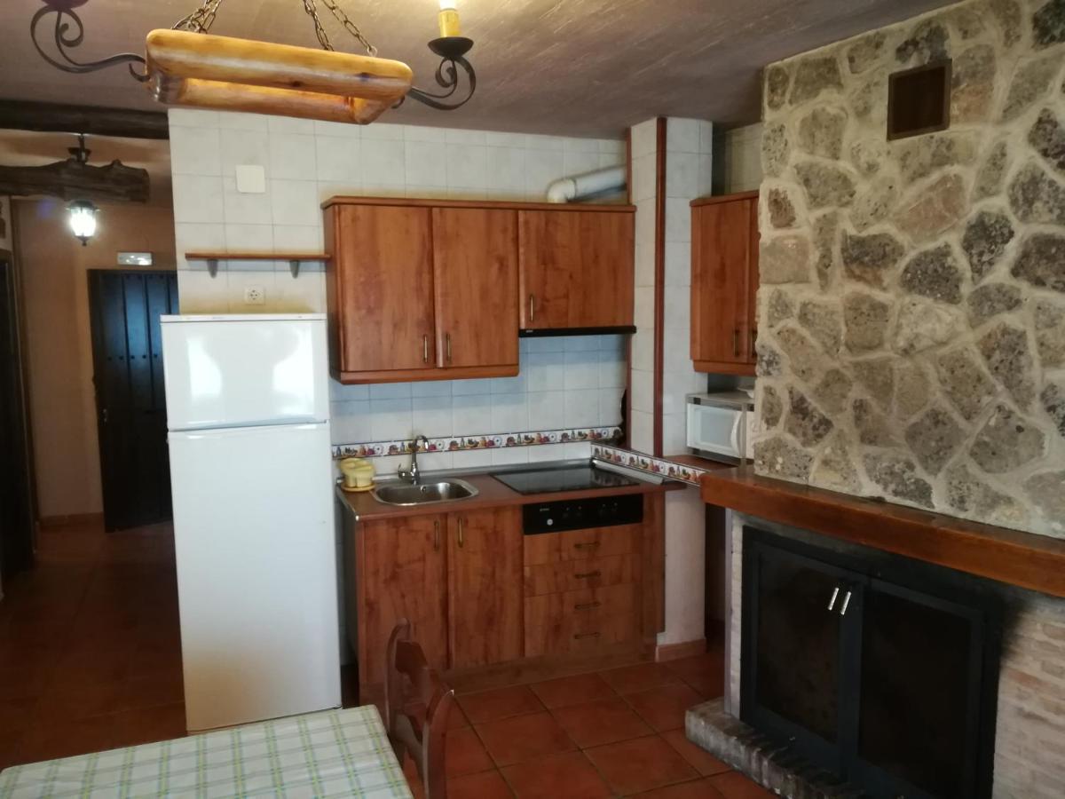 Fuente Del Gamellon Guest House Buenache de la Sierra Екстериор снимка