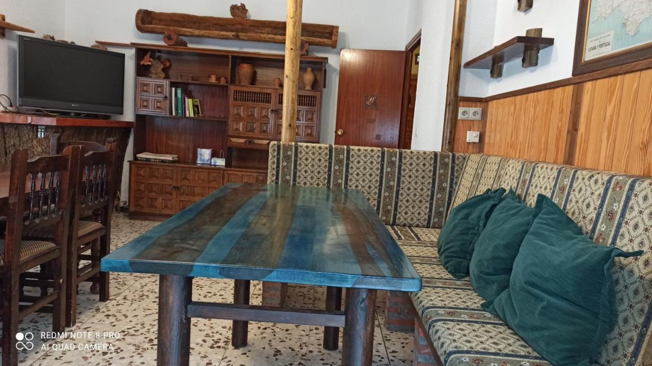 Fuente Del Gamellon Guest House Buenache de la Sierra Екстериор снимка
