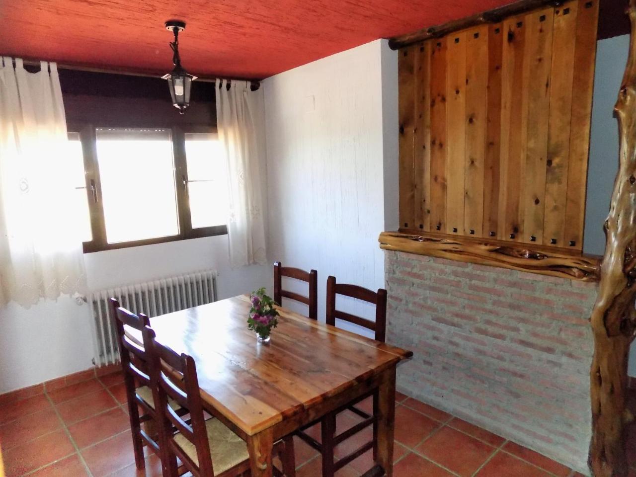 Fuente Del Gamellon Guest House Buenache de la Sierra Екстериор снимка