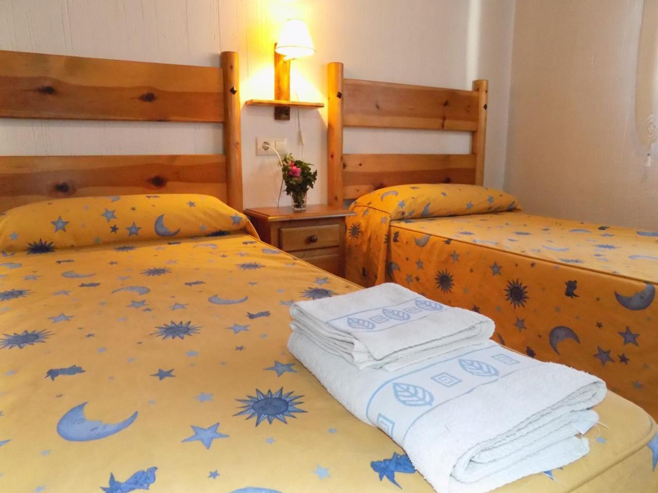 Fuente Del Gamellon Guest House Buenache de la Sierra Екстериор снимка