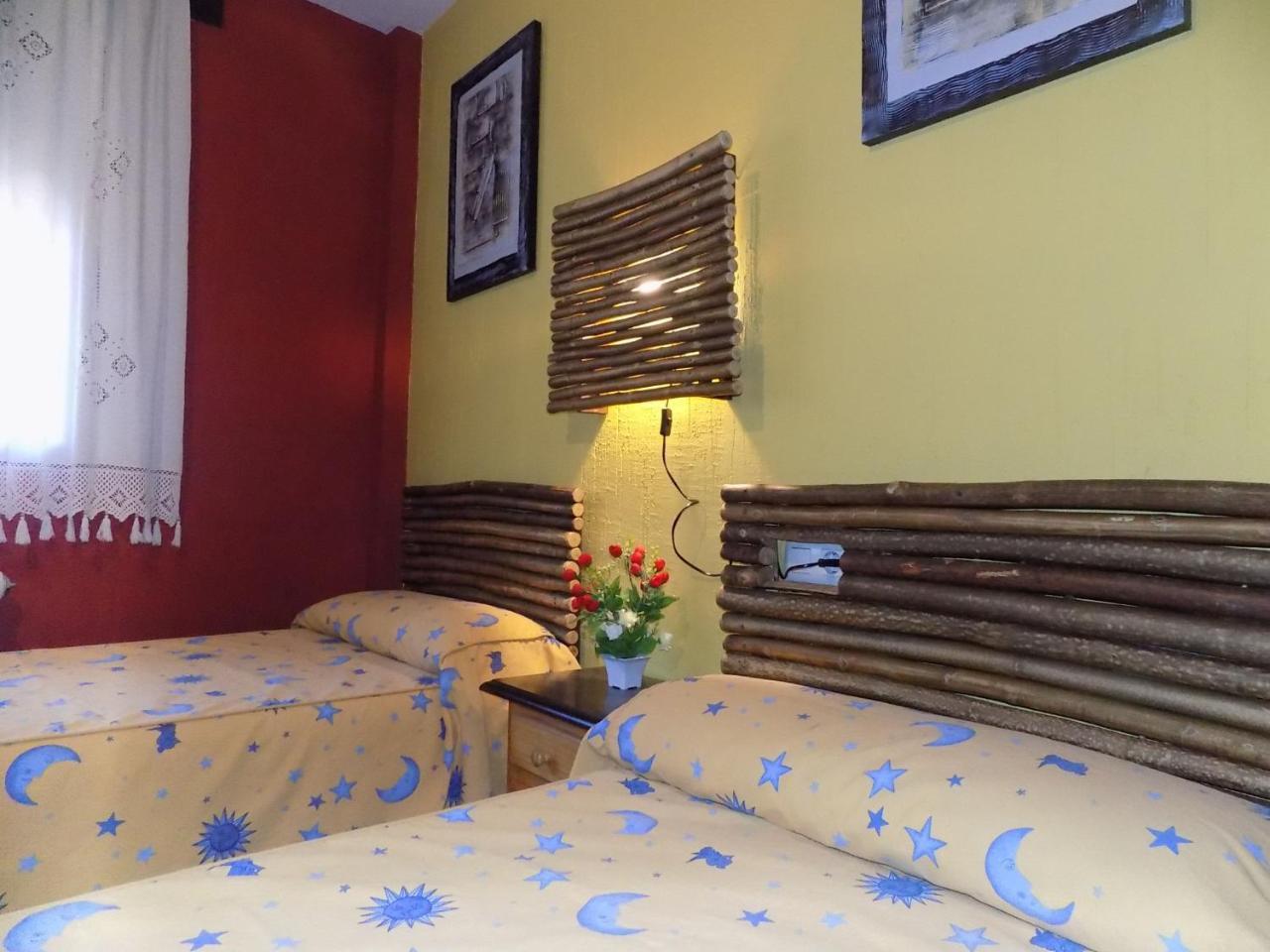 Fuente Del Gamellon Guest House Buenache de la Sierra Екстериор снимка