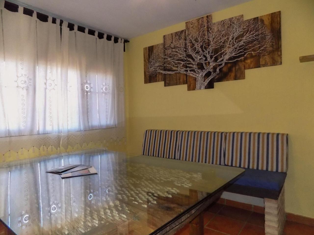 Fuente Del Gamellon Guest House Buenache de la Sierra Екстериор снимка